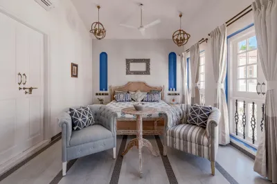 LohonoStays Colina - Villa D Hotels in Solim