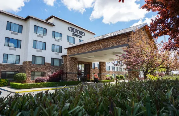 奇科牛津套房酒店