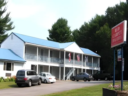 Red Carpet Inn and Suites Plymouth