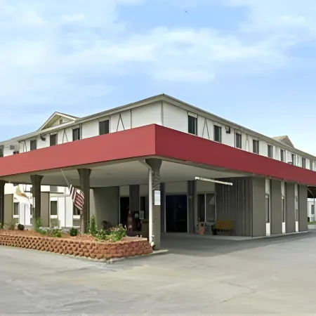 Super 8 by Wyndham Terre Haute