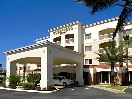 Courtyard by Marriott West Palm Beach Airport Отели рядом с достопримечательностью «Университет Палм Бич Атлантик»