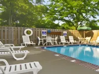 Suburban Studios Louisville East Hotels in Jeffersontown
