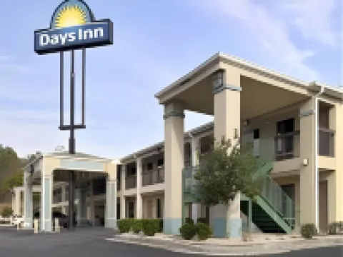 Days Inn by Wyndham Covington Hotels in Covington