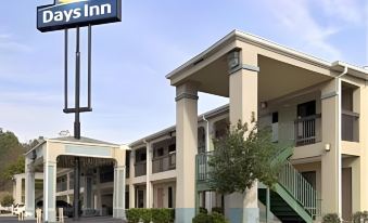 Days Inn by Wyndham Covington