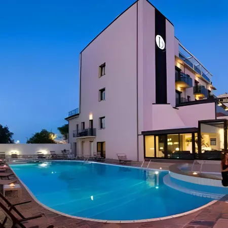 Ferretti Beach Hotel