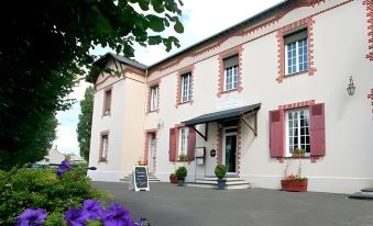 Logis Auberge de l'ombrée