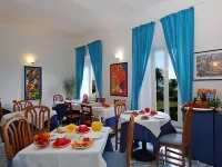 Hotel l'Isola Hotels in Santa Marinella