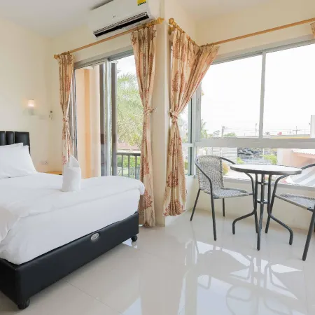 U-Dee Hotel