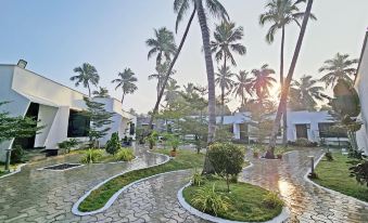 The Saravi Resort
