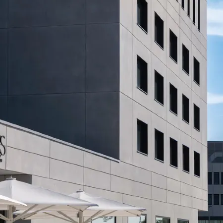 Vienna House by Wyndham Ernst Leitz Wetzlar