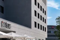 Vienna House by Wyndham Ernst Leitz Wetzlar