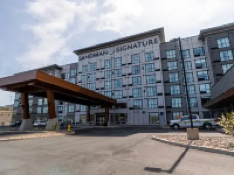 Sandman Signature Dartmouth Hotel & Suites Hotels in Dartmouth