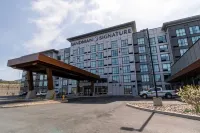 Sandman Signature Dartmouth Hotel & Suites Hotels in Dartmouth