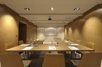 Hotel Cubo - Parking