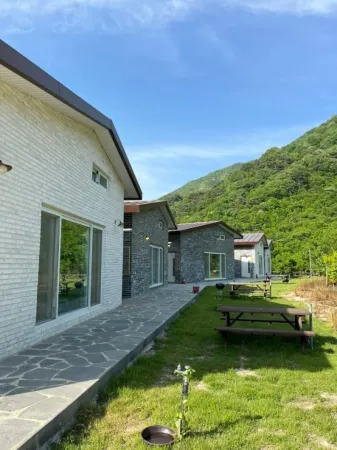 Gurye Navitran Pension Отели в г. Куре