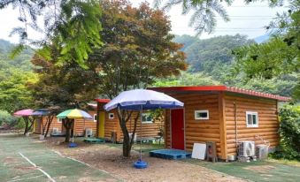 Gurye Jirisan Bannaegol Auto Camping Site