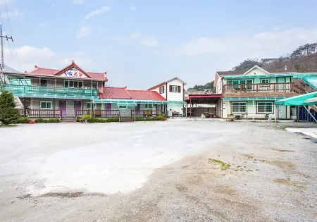 Yeongwol Donggang 1Night 2Days Pension