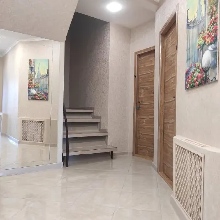 Craft Guest House