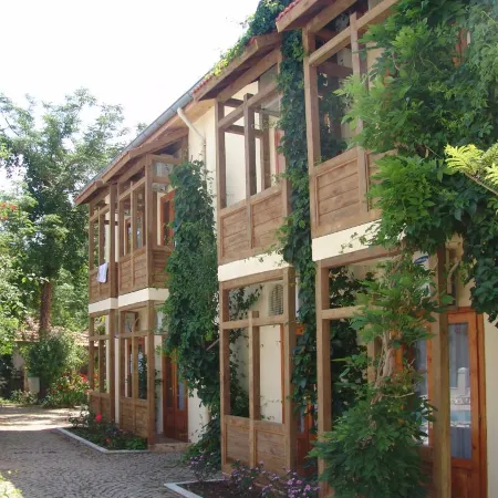 Ford Hotel