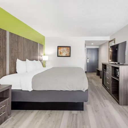 Quality Inn Clarksville - Exit 11