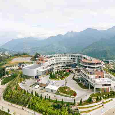 レディヒル サパ リゾート Hotel Exterior