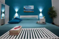 Emma's Rent Room - Andrea
