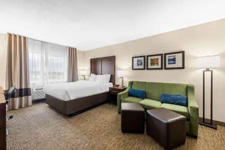 Comfort Inn & Suites Pueblo