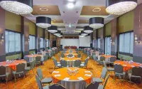 The Oxalis Regency Hotel Magelang - parking