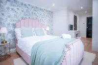 Castell Morlais - Luxurious 5 Bed - Pontsticill Hotels in 