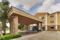 Holiday Inn Express West Palm Beach Metrocentre Hotel a West Palm Beach