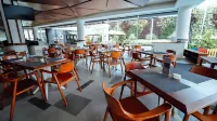 Rayz Umm Hotel Malang فنادق في Dau