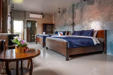 Smilingface Guesthouse Отели рядом с достопримечательностью «Wat Traphang Tong Lang»