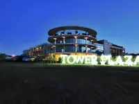 Pisa Tower Plaza