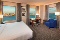 Hilton Philadelphia at Penn’s Landing Hotels in Camden
