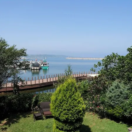 Phellos Suites Boutique Hotel