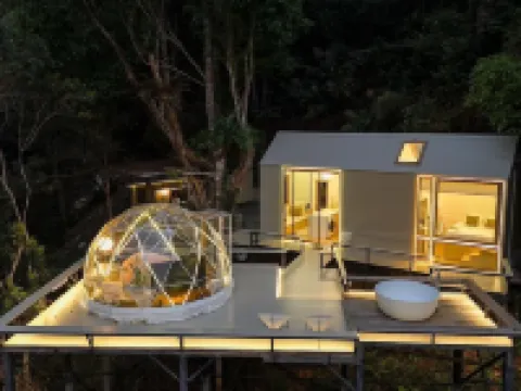 มอนิ่งสตาร์แกลมปิ้ง โรงแรมในอำเภอ แม่ออน