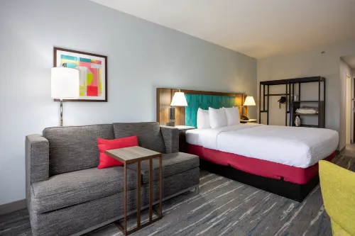 Hampton Inn & Suites by Hilton Alpharetta Roswell Hotels in Roswell