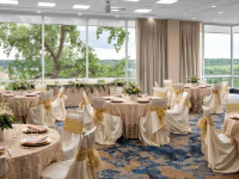 コートヤード バイ マリオット エドモントン ダウンタウン エドモントンのホテル