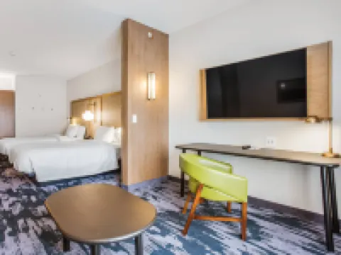 フェアフィールド イン & スイーツ バイ マリオット ローーラ ローラのホテル