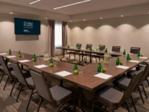 포 포인츠 바이 쉐라톤 해밀턴 - 스토니 크리크 해밀턴 호텔