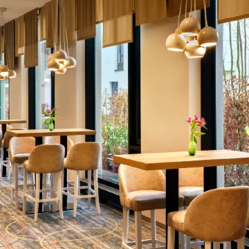Holiday Inn DUSSELDORF CITY TOULOUSER ALL. by IHG Отели рядом с достопримечательностью «Музей Кунст Паласт»