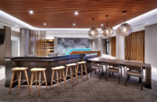 埃爾帕索機場SpringHill Suites飯店
