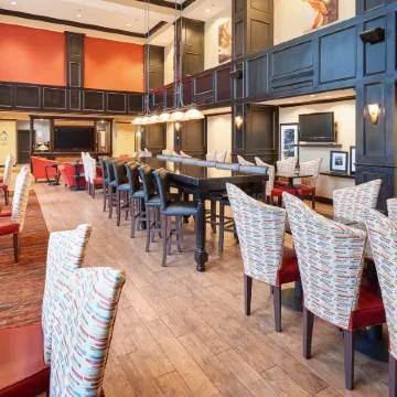 Hampton Inn & Suites Waco-South