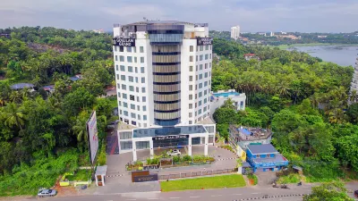 Gokulam Grand Trivandrum Hotel a 