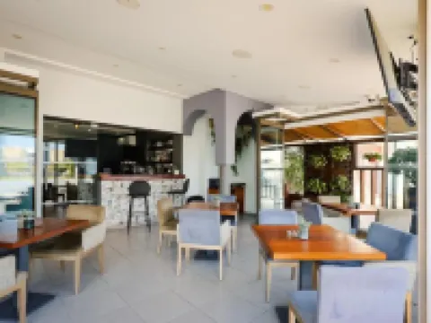 Mikes Kanarium City Hotel Hotels in Larnaca