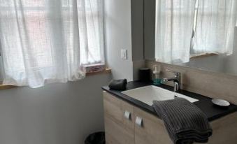 Appartement Design X - Hyper Centre - Parking Prive - Quimper