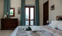 Apartment Teatro - Holidays live here Hotels in Chianni