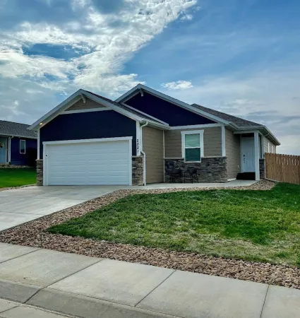 Convenient to Everything, Spacious, Family Friendly Vacation Home