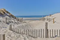 Fall Getaway Condo in Dennis Village. Walk to Treats