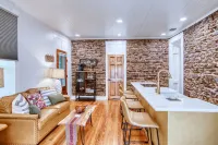 Robin Ave. House